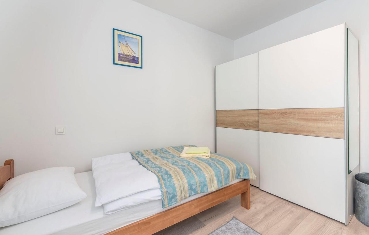 Apart Residence Blue Sea 포레치 외부 사진